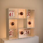 lampe recyclée : applique créée avec des boîtes