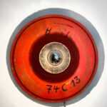 lampe design et art à base d'objets trouvés